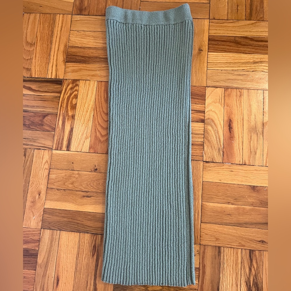 Knit Green Skirt